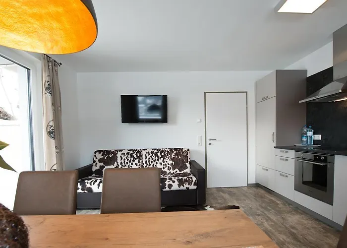 Christine - Summercard Included *